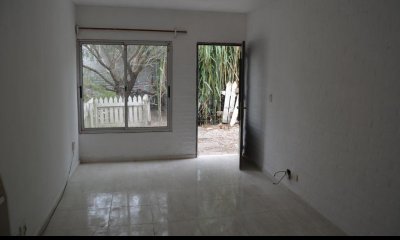 Venta y alquiler de apartamento en Brio San Fernando, 2 dormitorios, baño, cerca de todo.