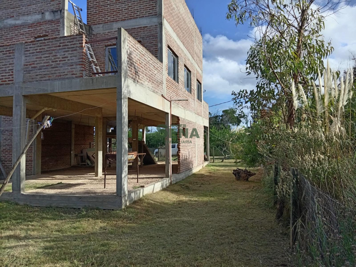 Venta de casa en construcción en Sta Mónica, de 3 dormitorios, 2 baños, con vista a la laguna. - GoPunta - Portal Inmobiliario de Punta del Este - Maldonado
