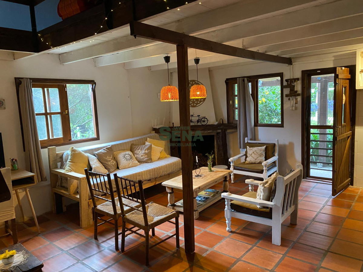 Venta de casa en santa mónica, 3. dormitorios, 2 baños, vista al mar. - GoPunta - Portal Inmobiliario de Punta del Este - Maldonado
