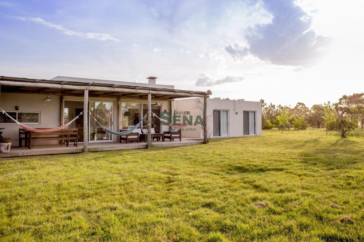 Alquiler y venta de casa barrio privado cerca de Fasano, dormitorios. - GoPunta - Portal Inmobiliario de Punta del Este - Maldonado