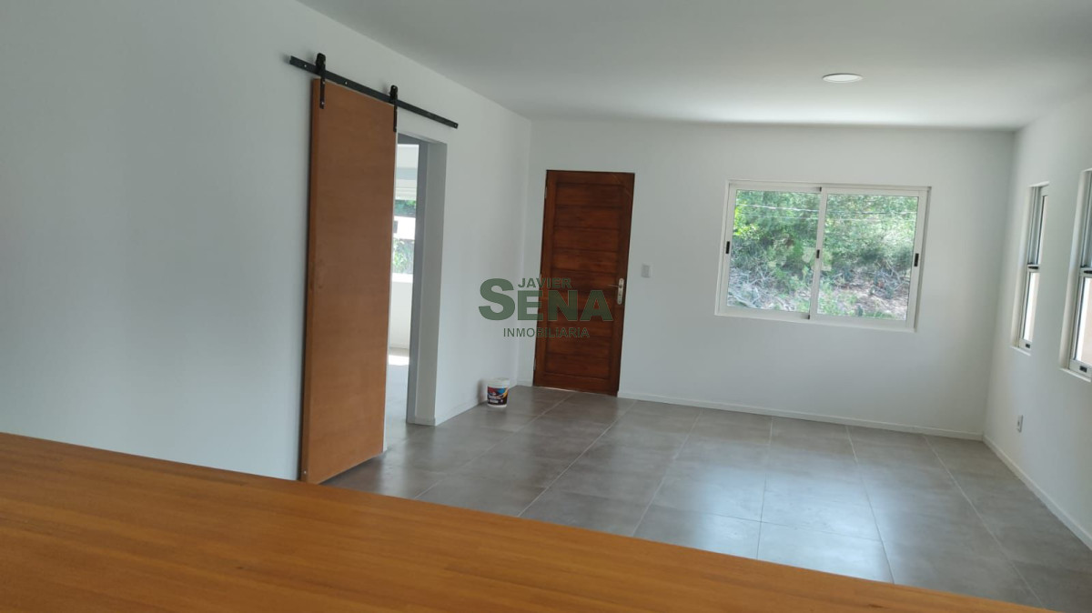 Venta de casa ph de 2 dorm, 2 baño, con idea de otra construcción - GoPunta - Portal Inmobiliario de Punta del Este - Maldonado