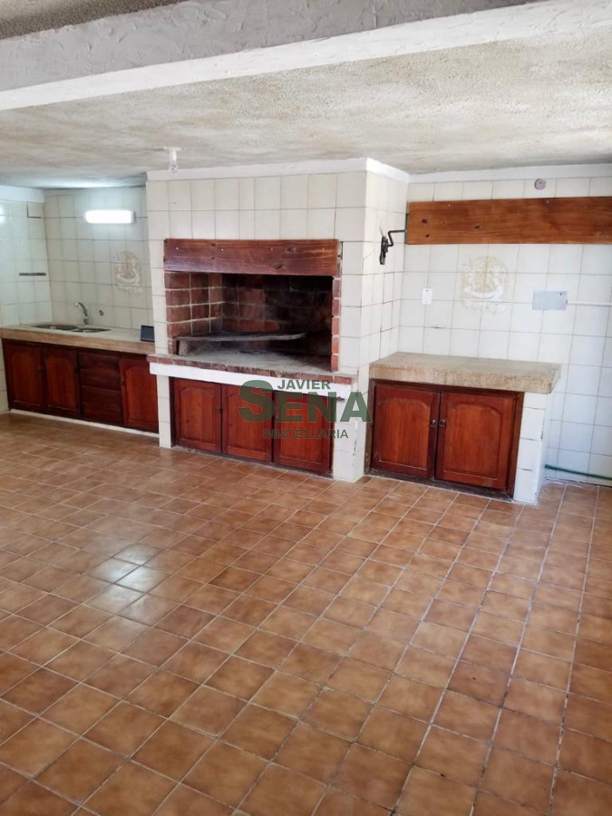 Alquiler casa en la Peninsula, 2 dormitorios, 2 baños, buen lugar. - GoPunta - Portal Inmobiliario de Punta del Este - Maldonado
