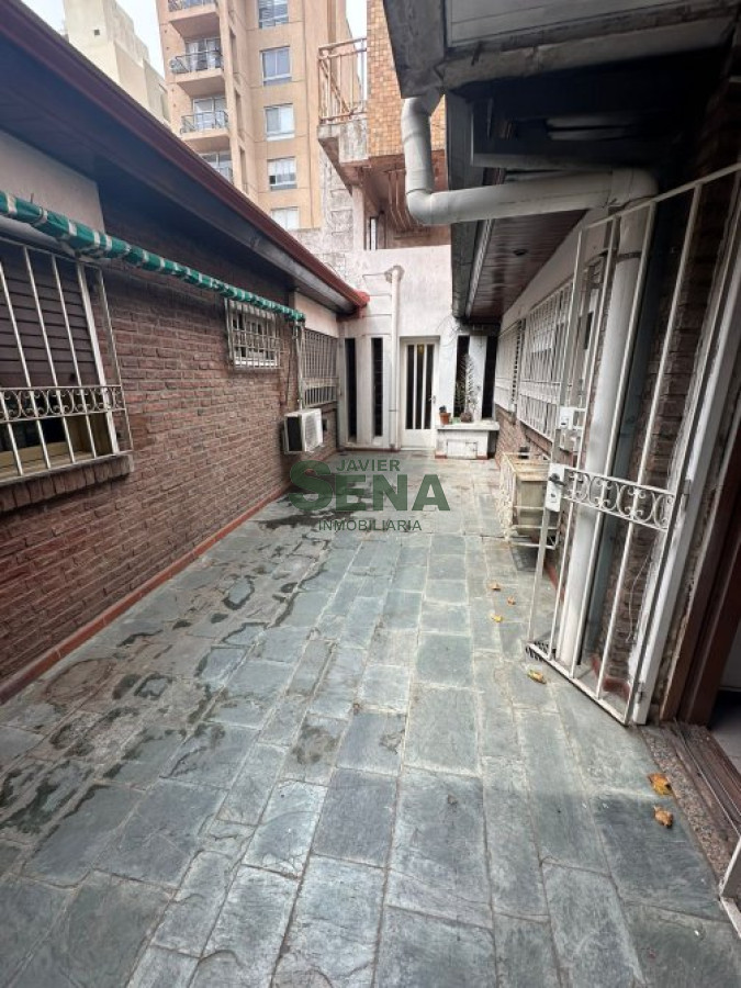 Venta de local en Buenos Aires Lanus, 417m2 de tierra. - GoPunta - Portal Inmobiliario de Punta del Este - Maldonado