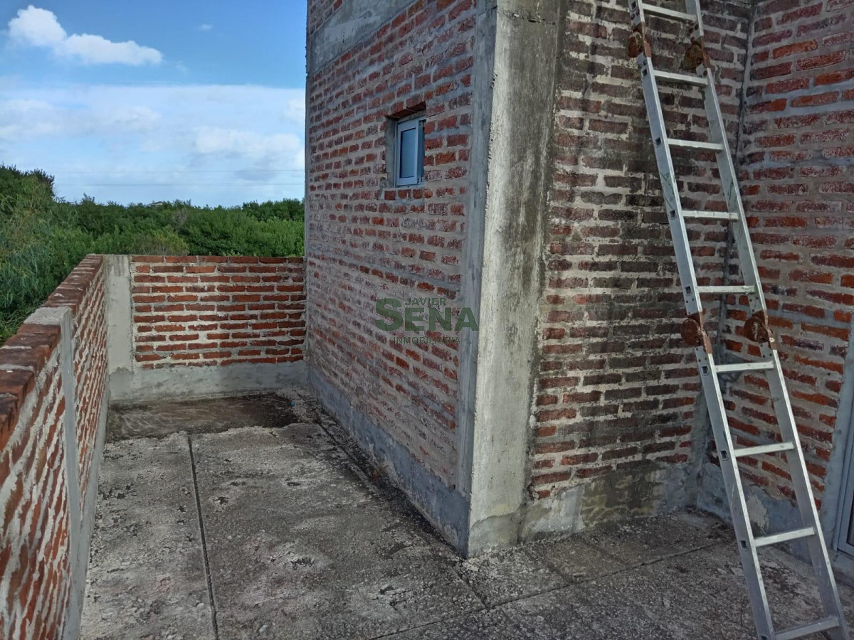 Venta de casa en construcción en Sta Mónica, de 3 dormitorios, 2 baños, con vista a la laguna. - GoPunta - Portal Inmobiliario de Punta del Este - Maldonado