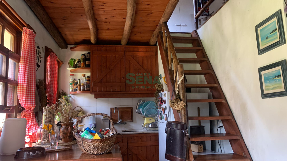 Alquiler de cabaña en la barra, luminosa ideal para descansar en familia, cerca del Puente linda ubicación. - GoPunta - Portal Inmobiliario de Punta del Este - Maldonado