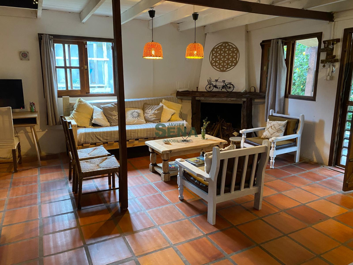 Venta de casa en santa mónica, 3. dormitorios, 2 baños, vista al mar. - GoPunta - Portal Inmobiliario de Punta del Este - Maldonado