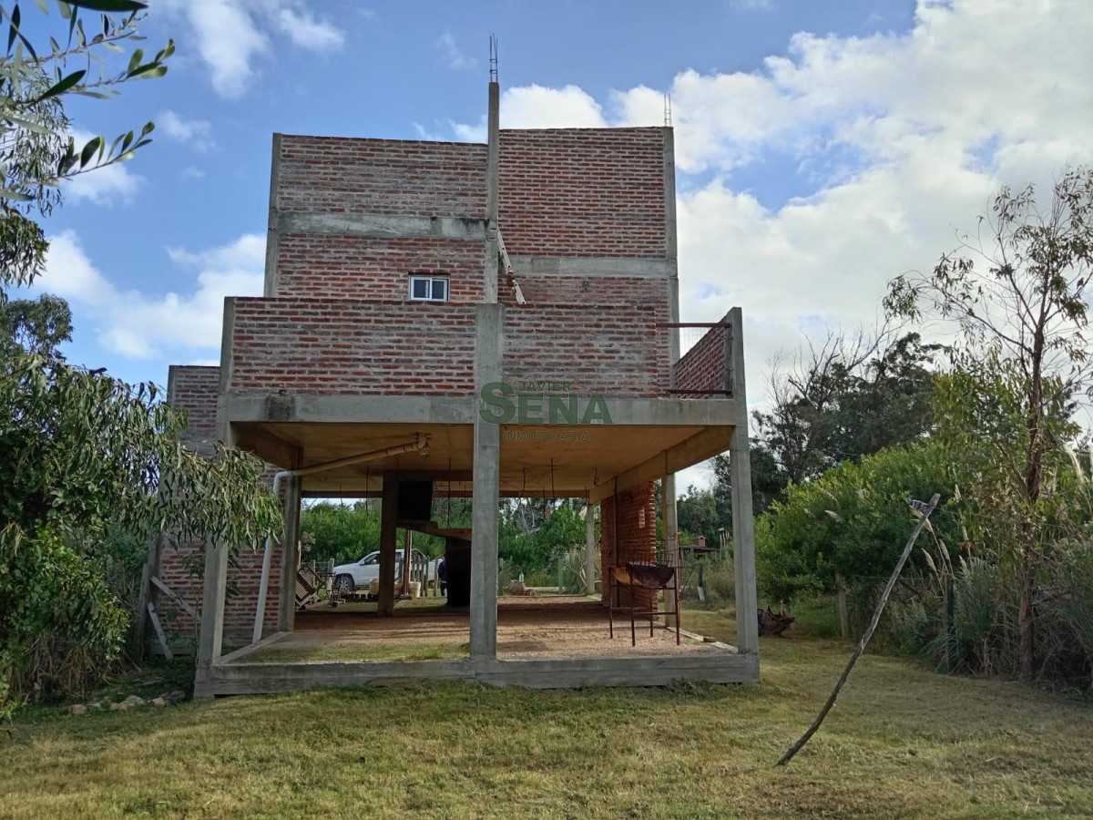 Venta de casa en construcción en Sta Mónica, de 3 dormitorios, 2 baños, con vista a la laguna. - GoPunta - Portal Inmobiliario de Punta del Este - Maldonado
