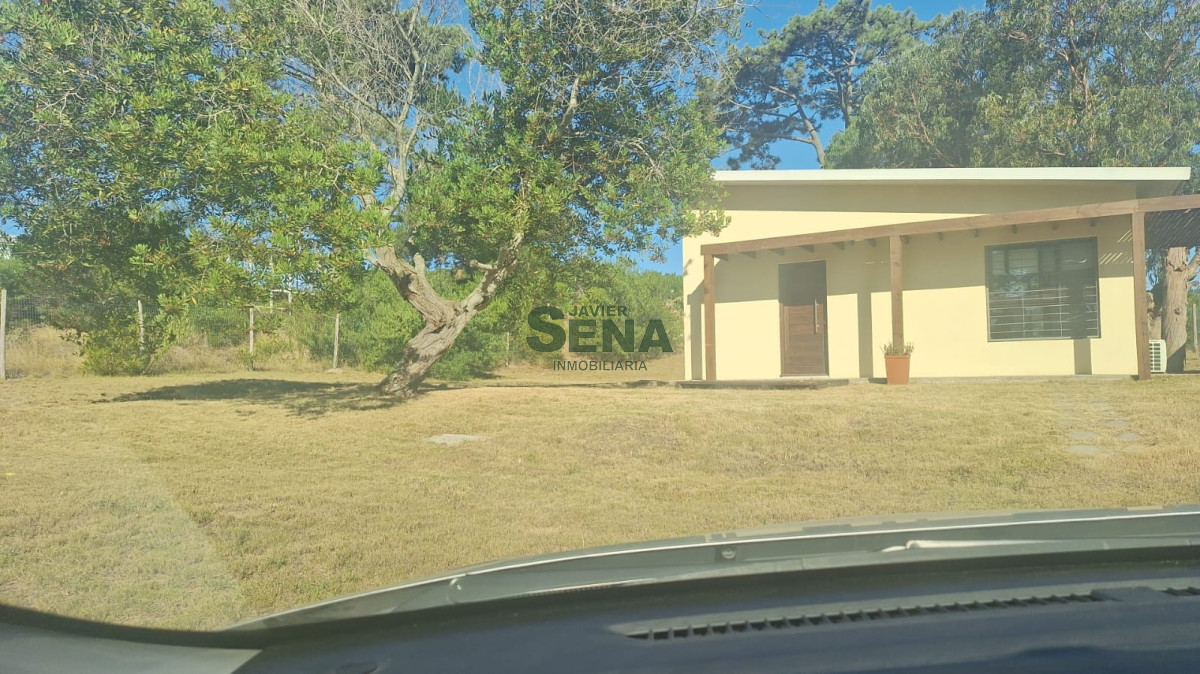 venta de casita en terreno de casi 1500 mts 2 en Club del Lago - GoPunta - Portal Inmobiliario de Punta del Este - Maldonado