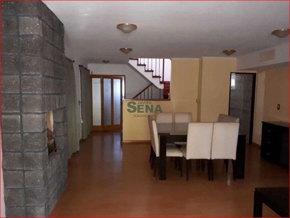 Venta de casa en Santa Fe Argentina, 2 domitorios, 2 baños, buen lugar. - GoPunta - Portal Inmobiliario de Punta del Este - Maldonado