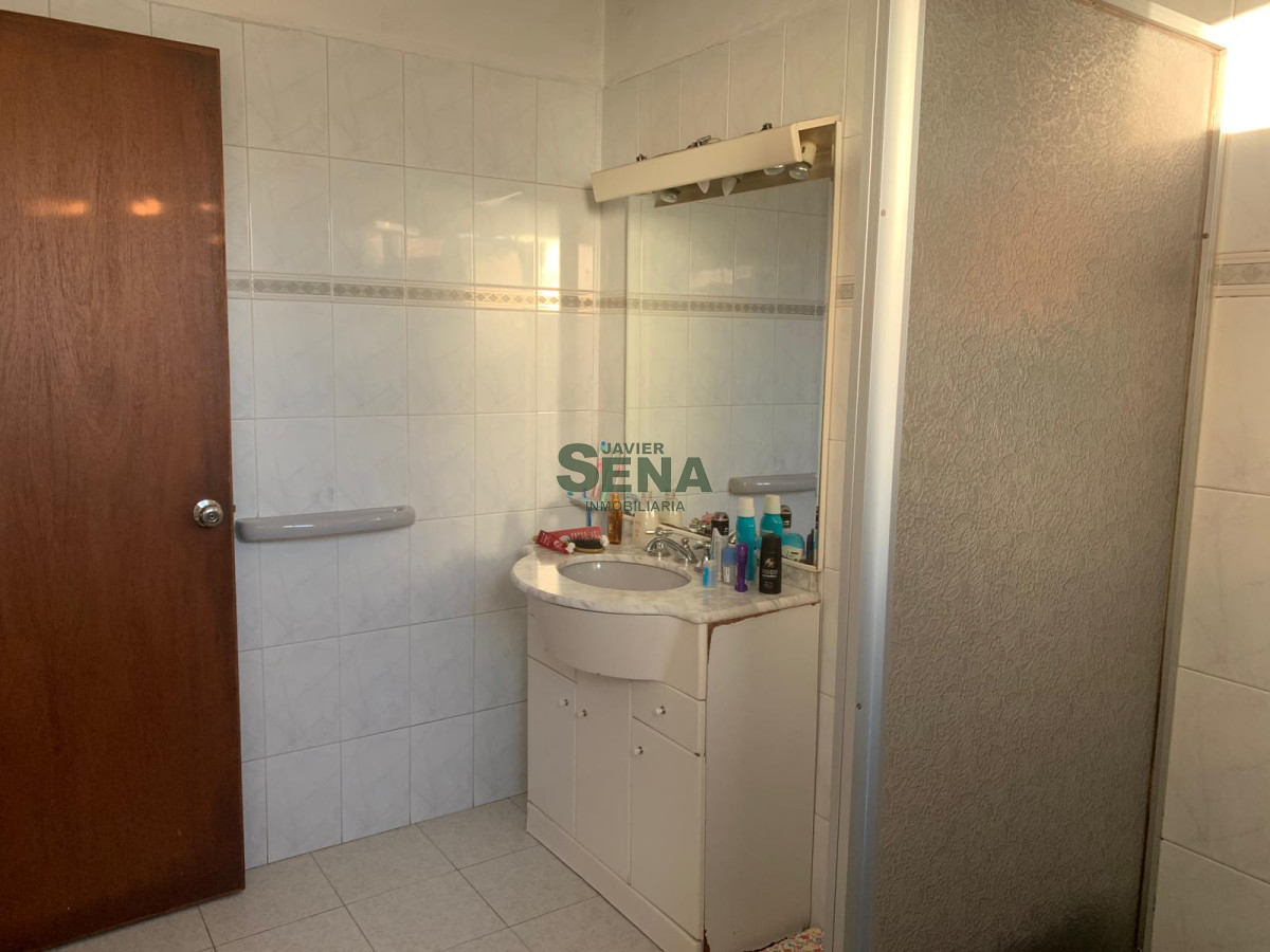 Villa Española - GoPunta - Portal Inmobiliario de Punta del Este - Maldonado