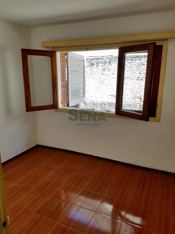 Alquiler casa en la Peninsula, 2 dormitorios, 2 baños, buen lugar. - GoPunta - Portal Inmobiliario de Punta del Este - Maldonado