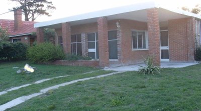 Venta en Barrio Monaco, 2 dormi, 600m2 , lindo entorno
