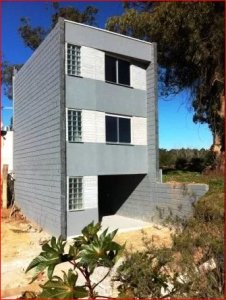 Venta de casa en Altos de la Laguna, 2 dormitorios, baño, lindo lugar.- 