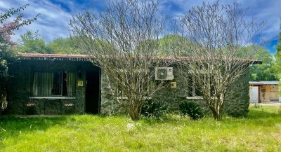 Venta de casa en Punta del chileno, de 3 dormitorios, 2 baños, cerca del mar.