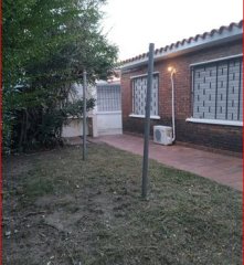 Venta de casa en el centro de Maldonado, 3 dormitorios, 2 baños, buena construccion.