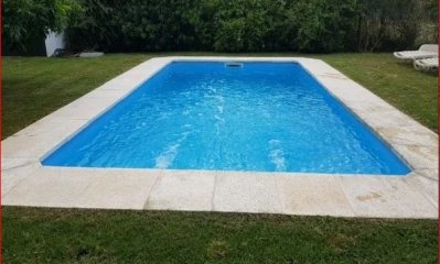 Venta de casa en Brio Buenos Aires, 3 dormitorios, 3 baños, piscina climatizada, cerca del mar.