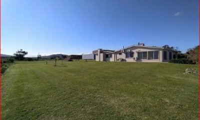 Venta de casa en Punta Negra, 3 dormitorios, 2 baños, a 100 metros del mar.