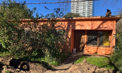 Venta de casa en la Loma, para reciclar ubicada próxima al nuevo shopping.