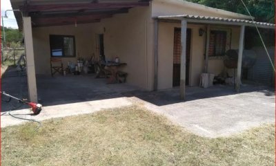Venta de casa en el Chorro, 2 dormitorios, baño, cerca del mar.