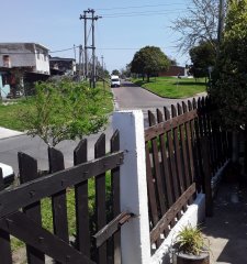 Venta de casa en Biarritz Maldonado, 2 dormitorios, 2 baños, mas aptos.
