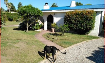 Venta de casa en la Barra, 4 dormitorios, 4 baños, cerca del mar.