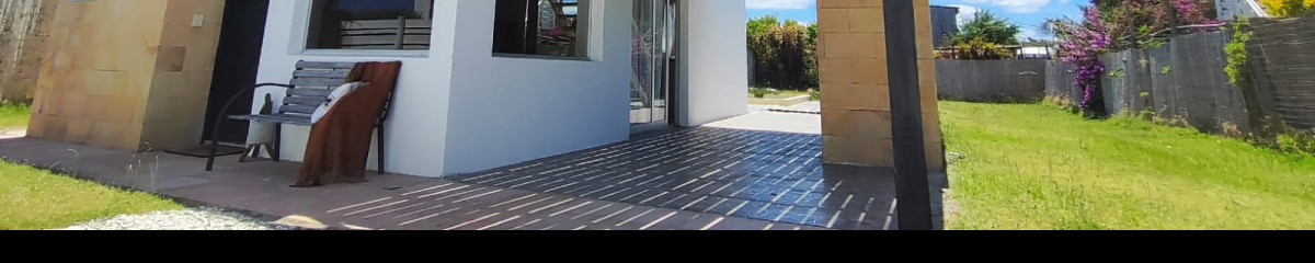 Casa en venta de 2 dormitorio, baño, en Bal Bs As cerca de la costa