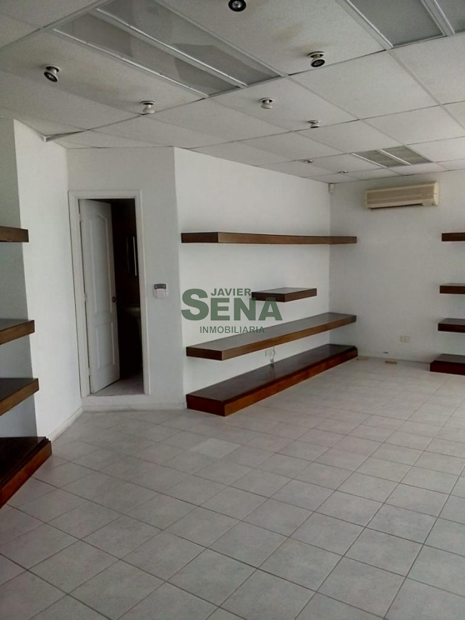 Venta de local en Brava, 62 m2 con frente a la calle. - GoPunta - Portal Inmobiliario de Punta del Este - Maldonado