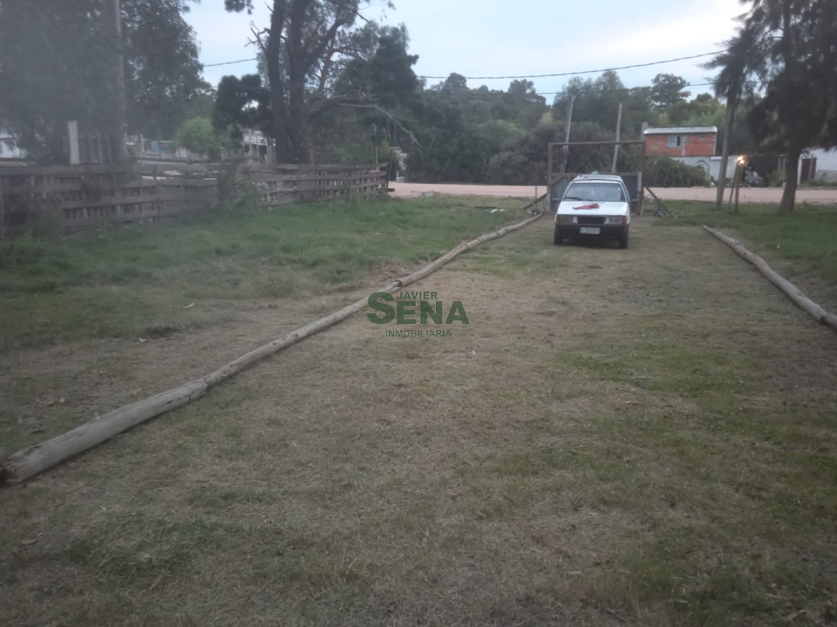 Venta de terreno en la Capuera,  1500m2 para construir una buena casa. - GoPunta - Portal Inmobiliario de Punta del Este - Maldonado