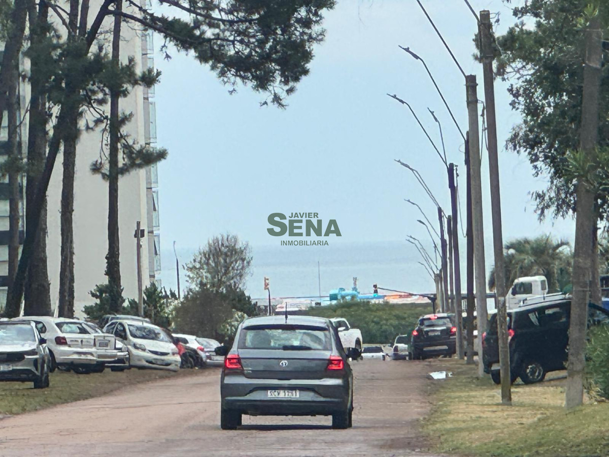 Venta terreno de más de 2300 m2, zona de playa brava. - GoPunta - Portal Inmobiliario de Punta del Este - Maldonado