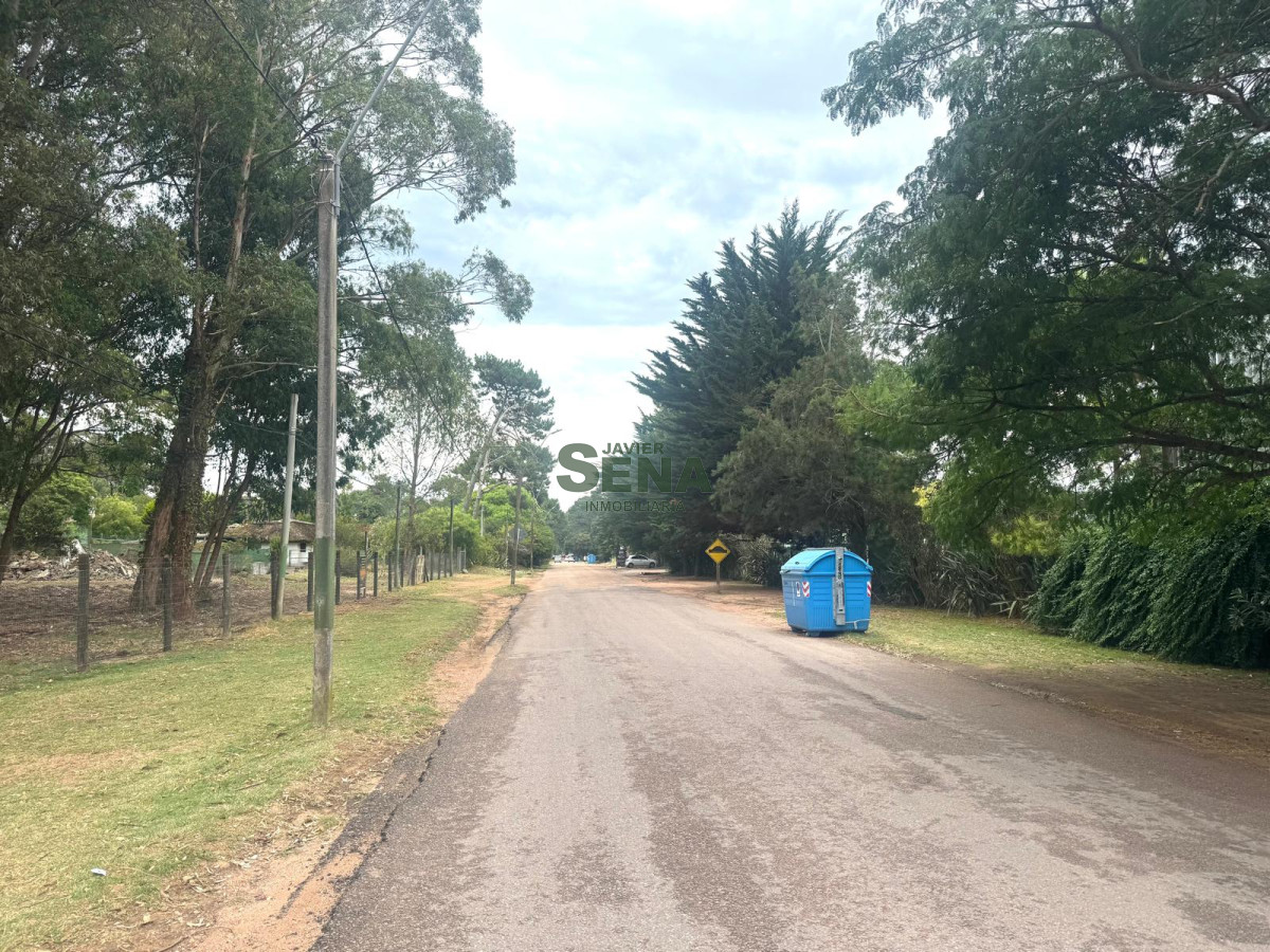 Venta terreno de más de 2300 m2, zona de playa brava. - GoPunta - Portal Inmobiliario de Punta del Este - Maldonado