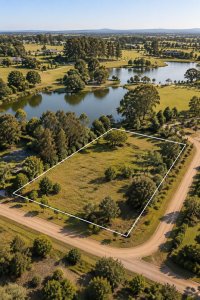 Gran lote en zona del Quijote, ideal para hacer un gran chalet.-