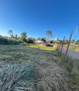 Venta de terreno en Maldonado 4 h muy buena zona cerca de todos los servicios.