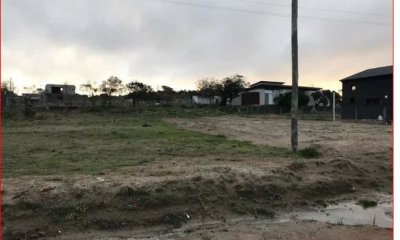 Venta de lote en Sauce de Portezuelo, 1044m2 de tierra, cerca del mar.