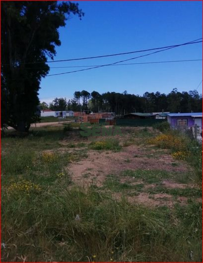 Venta de terreno en la Querencia, 300m2 de tierra, buen entorno.