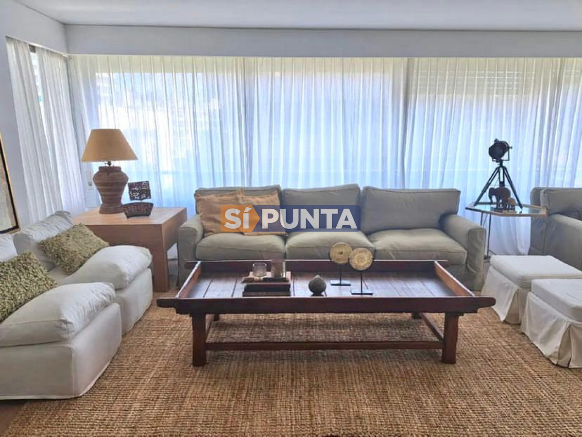 Apartamento en Punta del Este, Brava - SPT9852A