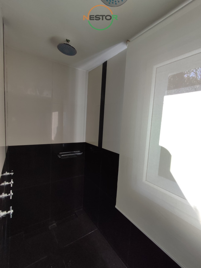 Casa ID.5935 - Venta de Casa de 3 dormitorios en Punta Ballena con vista al Mar