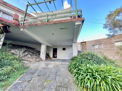 Venta Casa 3 Dormitorios en Las Delicias 