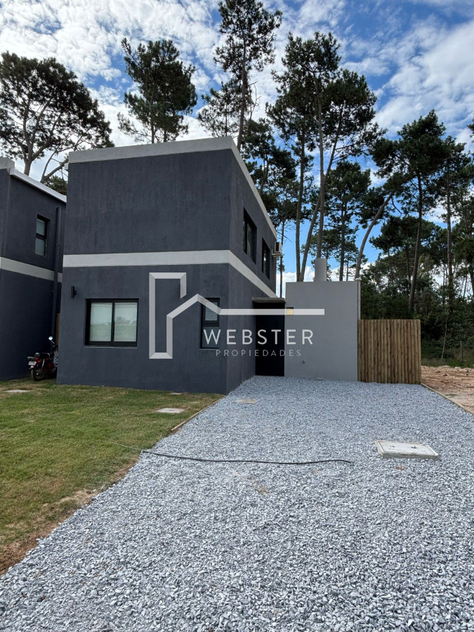 Casa ID.2288 - Casa 3 Dormitorios en Venta en Parque Burnett