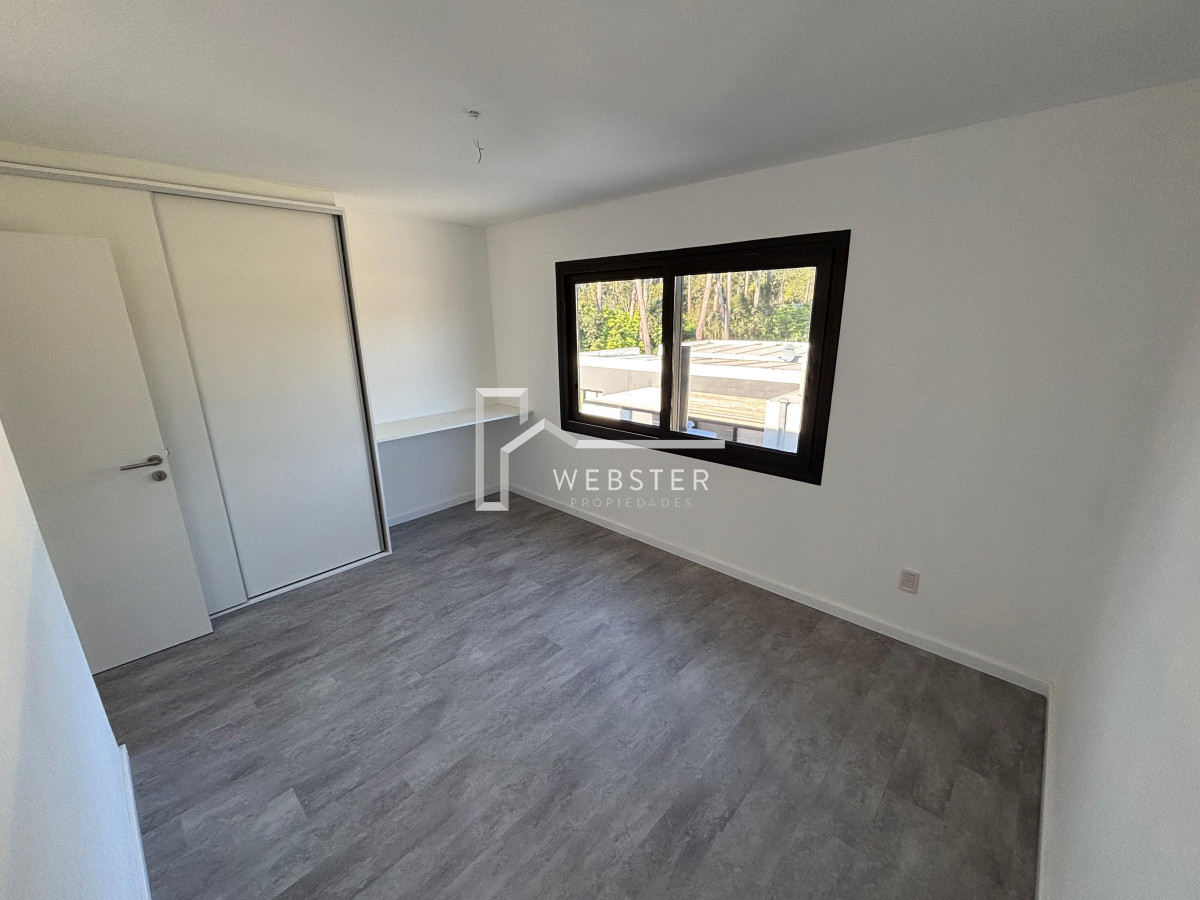 Casa ID.2288 - Casa 3 Dormitorios en Venta en Parque Burnett