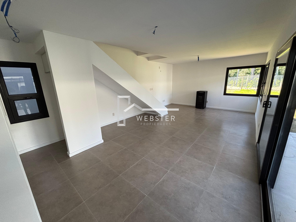 Casa ID.2288 - Casa 3 Dormitorios en Venta en Parque Burnett