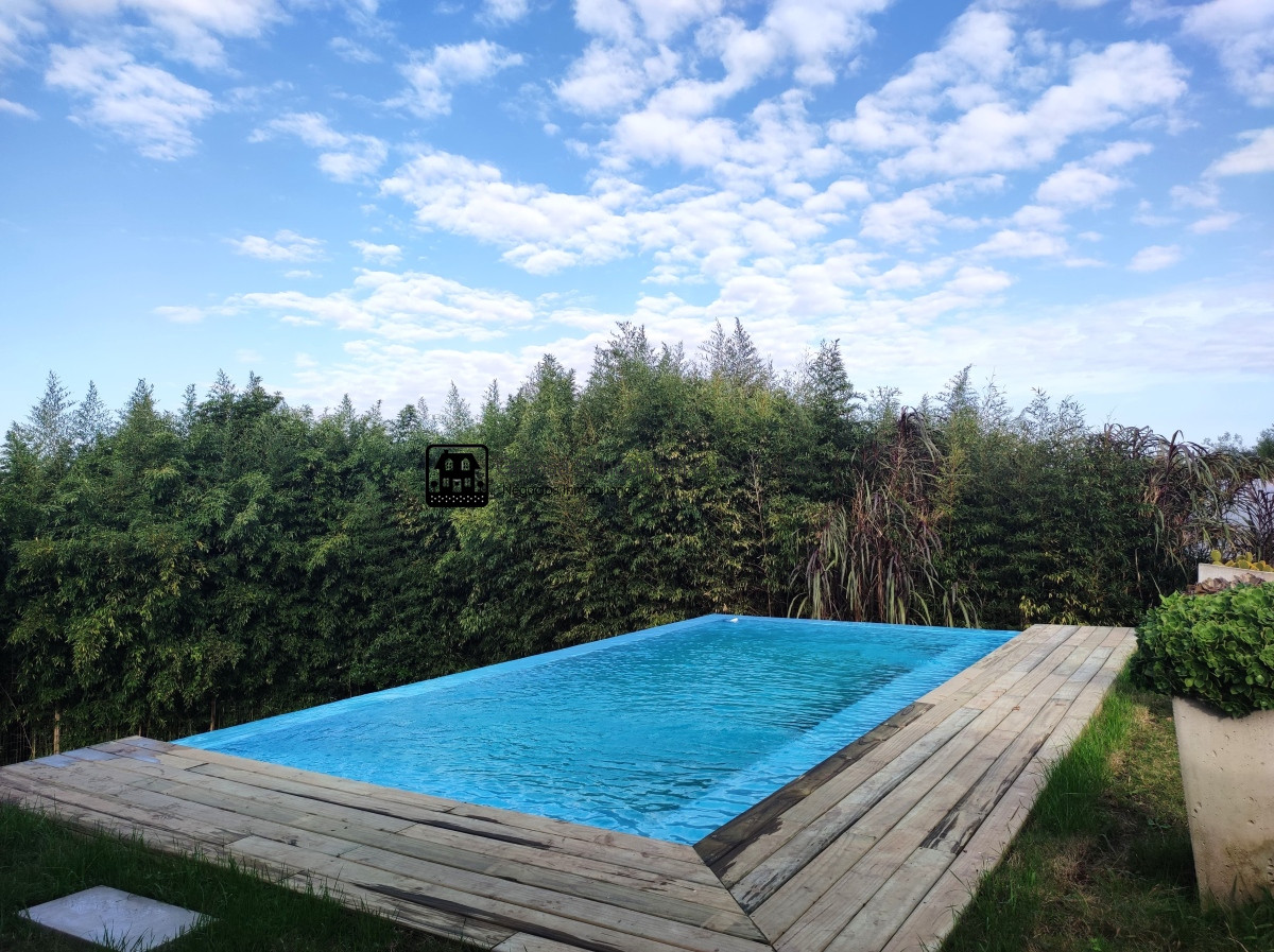 Casa ID.1822 - Casa con excelente vista a la bahia, en Punta Ballena