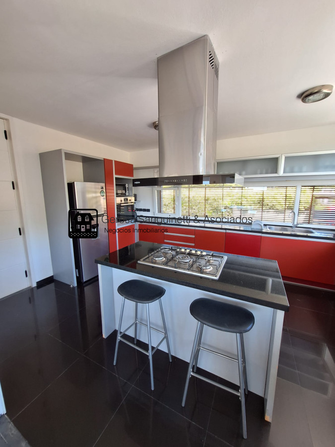 Casa ID.1822 - Casa con excelente vista a la bahia, en Punta Ballena