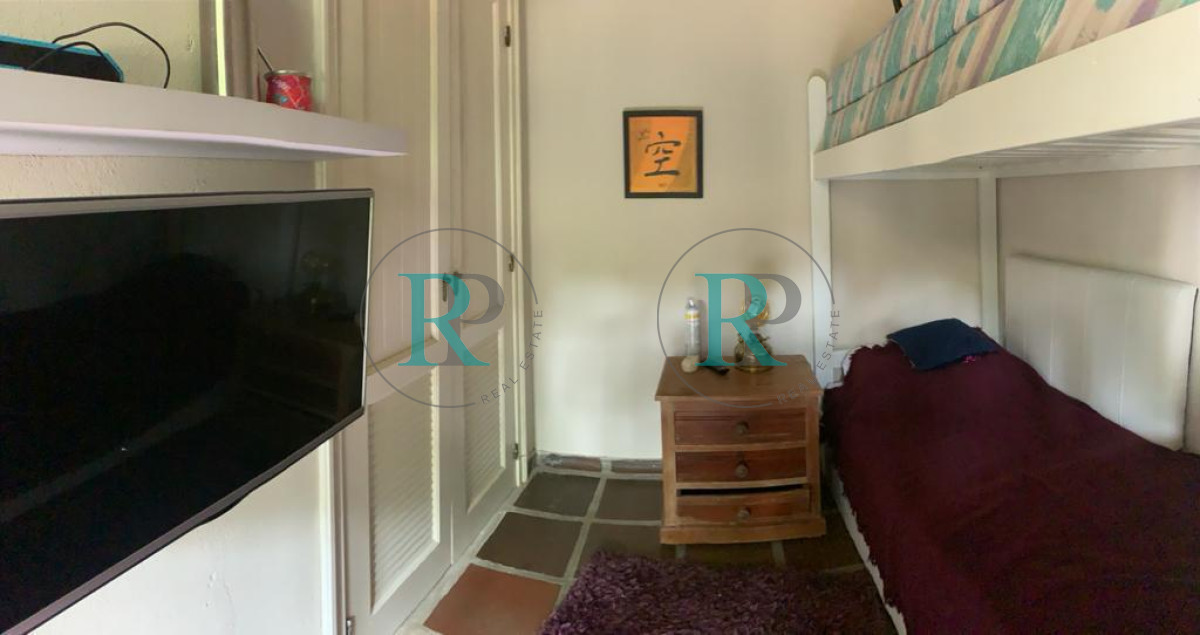 Casa ID.1365 - Casa de 5 dormitorios en Laguna Blanca en Manantiales