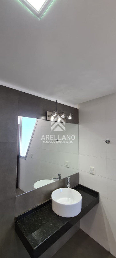 Apartamento ID.2408 - Venta Pent-House 2 dormitorios frente al Mar en la Mansa  