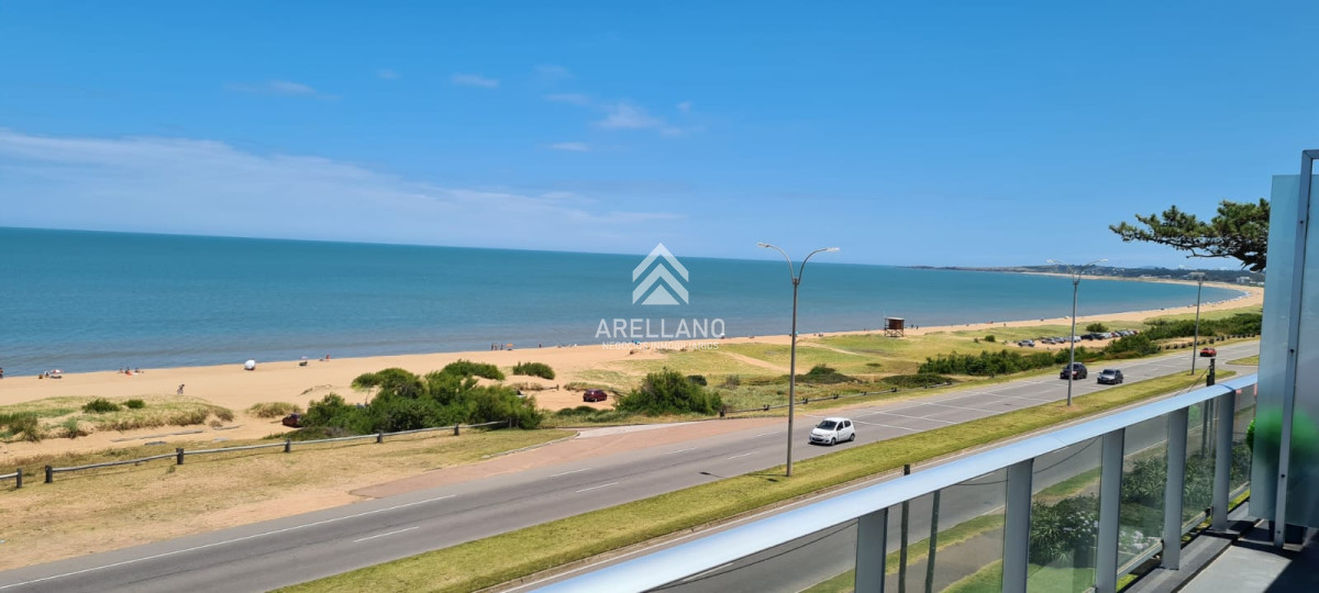Apartamento ID.2408 - Venta Pent-House 2 dormitorios frente al Mar en la Mansa  
