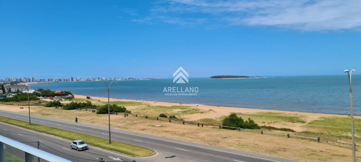 Apartamento ID.2408 - Venta Pent-House 2 dormitorios frente al Mar en la Mansa  