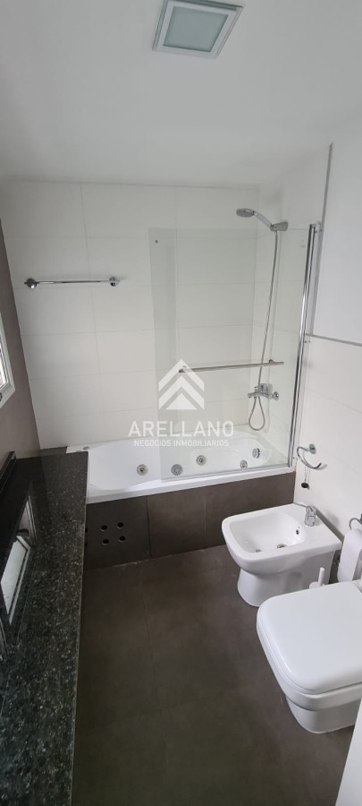 Apartamento ID.2408 - Venta Pent-House 2 dormitorios frente al Mar en la Mansa  