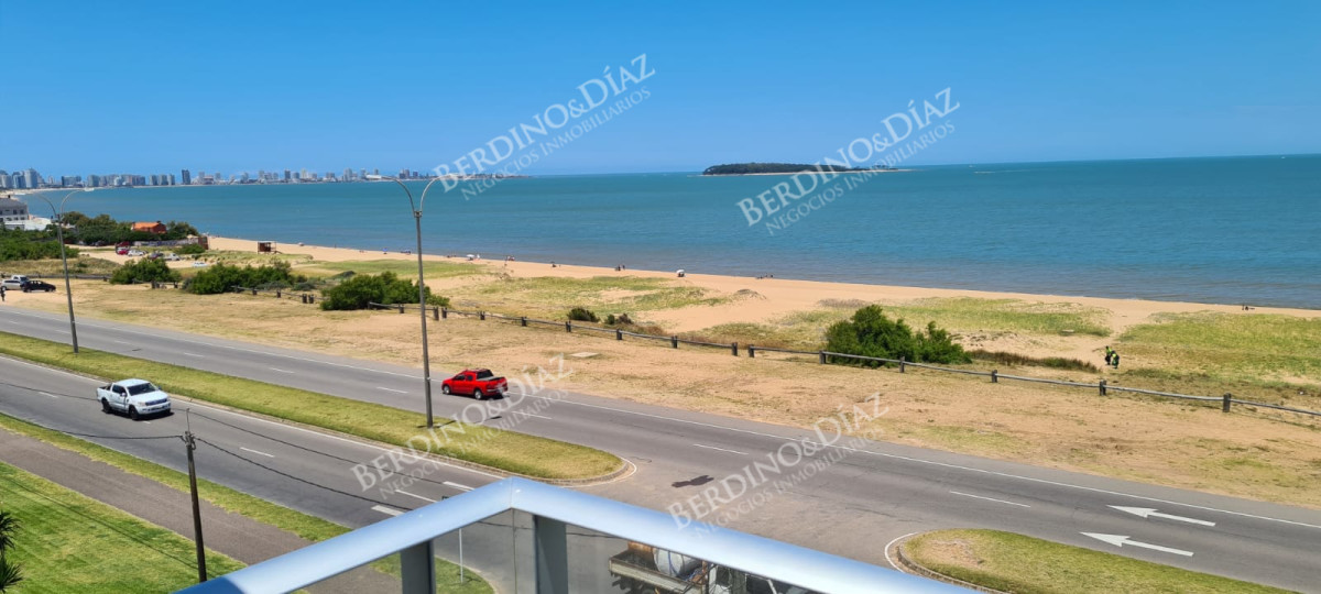 Apartamento ID.2009 - Venta Penthouse 2 dormitorios frente al Mar en la Mansa  