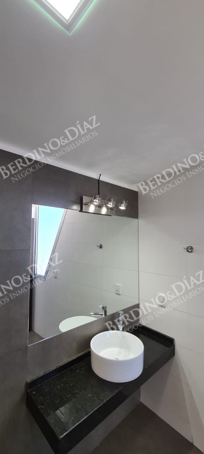 Apartamento ID.2009 - Venta Penthouse 2 dormitorios frente al Mar en la Mansa  