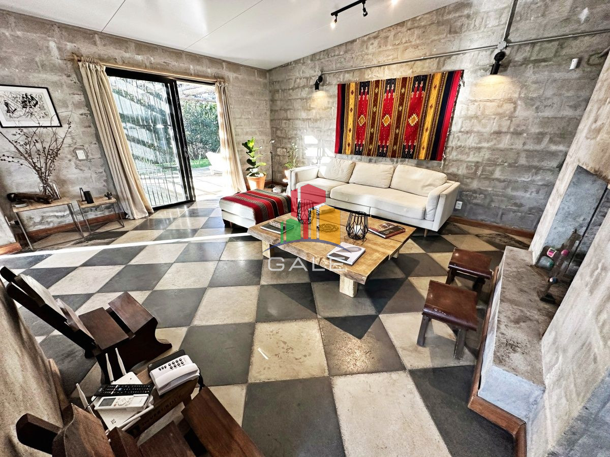 Casa ID.3453 - Alquiler anual casa de 3 dormitorios en parque burnett 